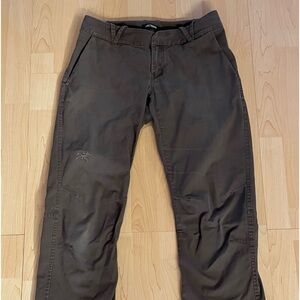 Arc’teryx Women Pants size 4